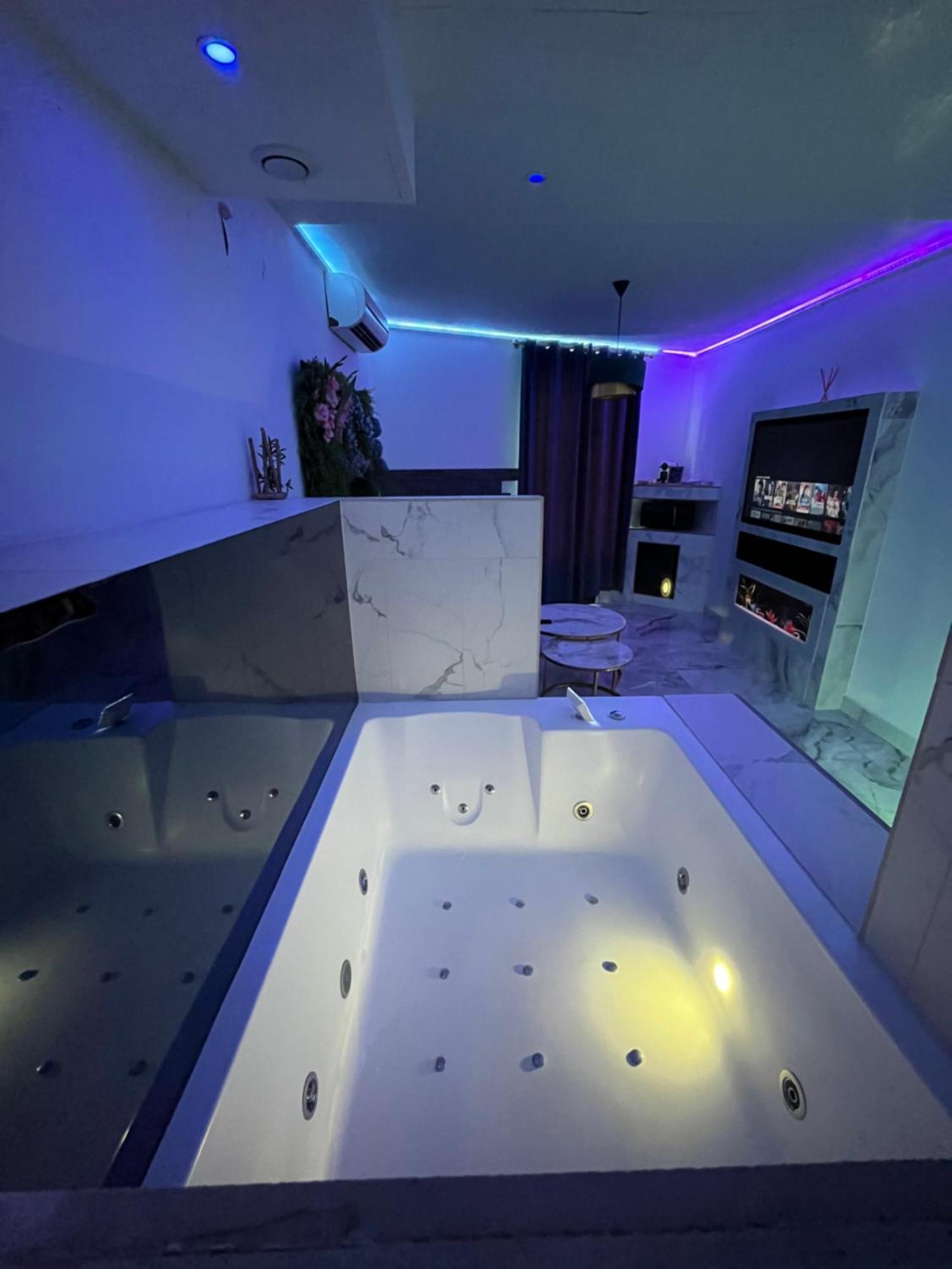 Le Blue Apartment Aubervilliers Exterior photo